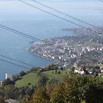 Gais Alpins Dom wakacyjny Montreux