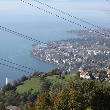 Gais Alpins Feriehus Montreux